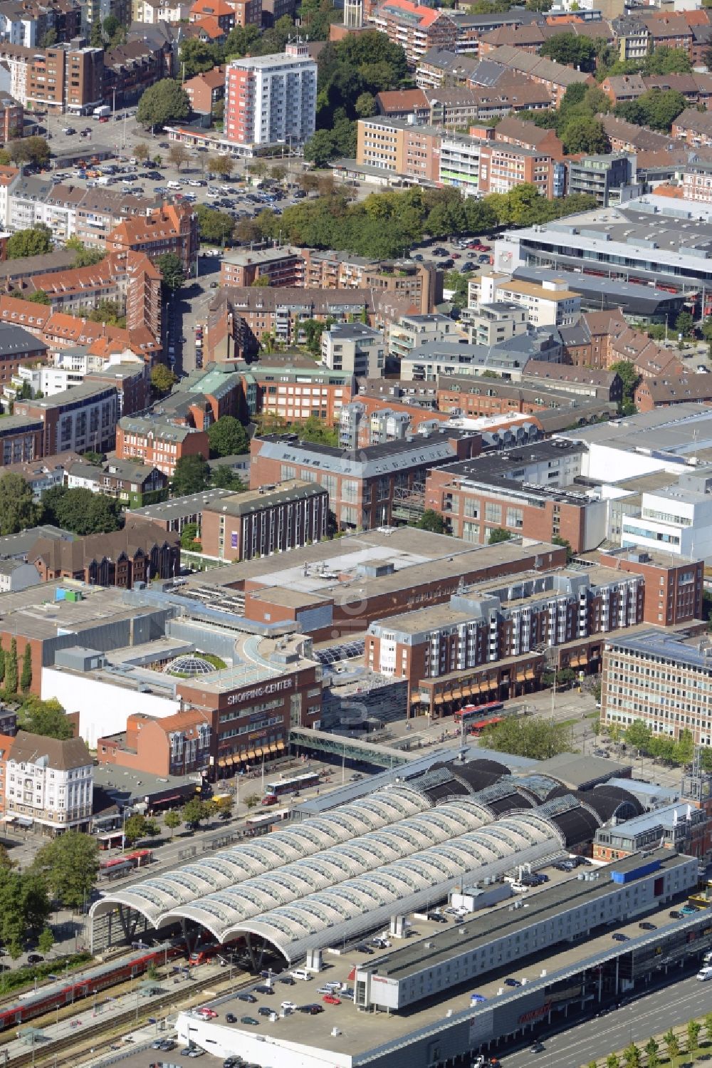 Luftaufnahme Kiel - Gebäude des Einkaufszentrum Sophienhof der ECE in Kiel im Bundesland Schleswig-Holstein