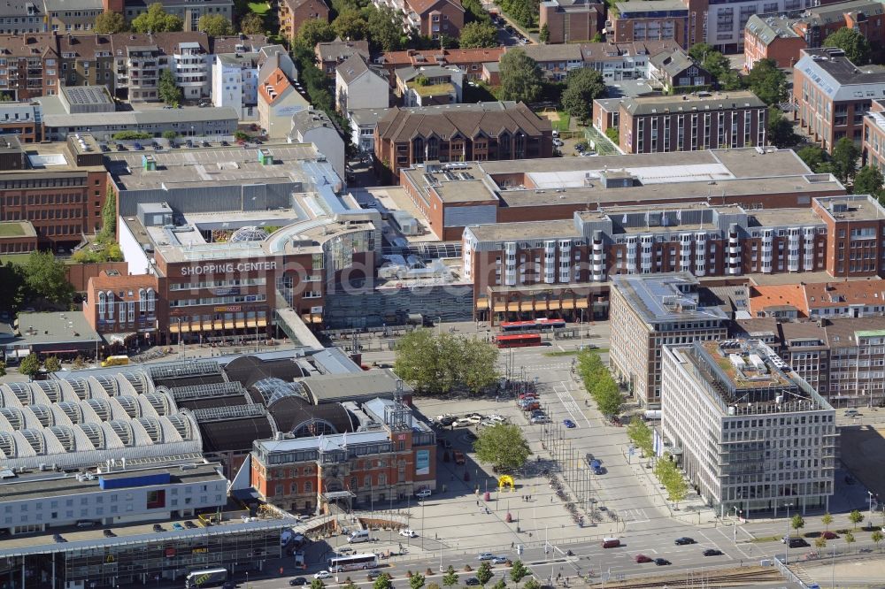 Kiel von oben - Gebäude des Einkaufszentrum Sophienhof der ECE in Kiel im Bundesland Schleswig-Holstein