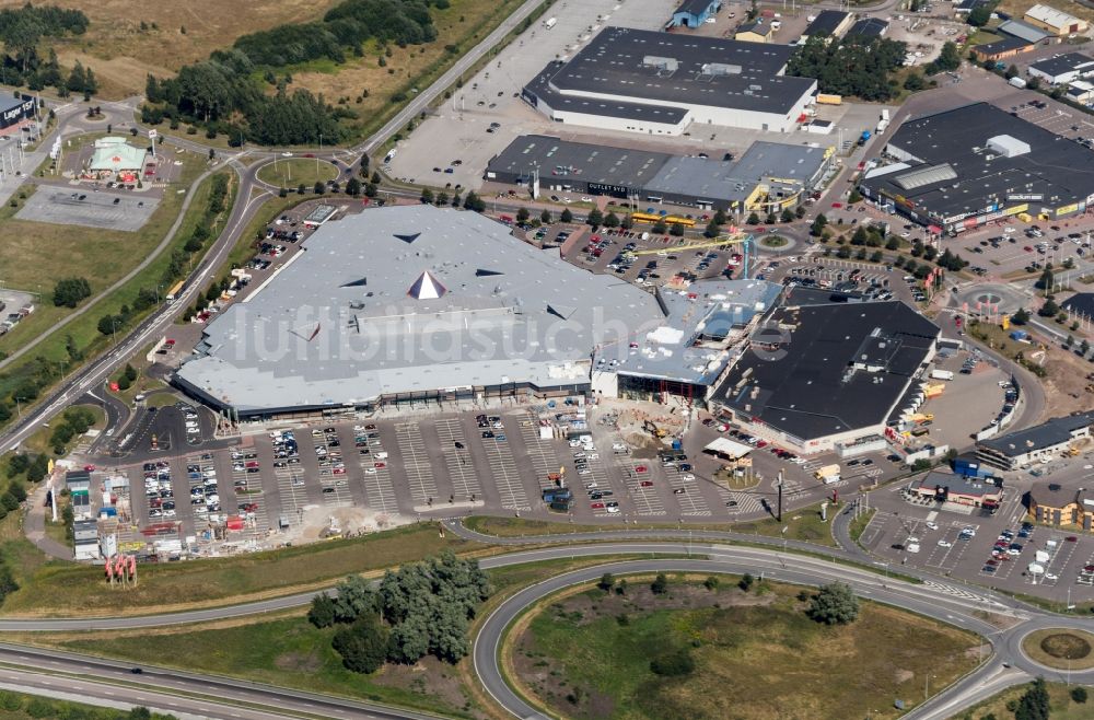 Löddeköpinge von oben - Gebäude des Einkaufszentrum Stadium Center Syd in Löddeköpinge in Schweden