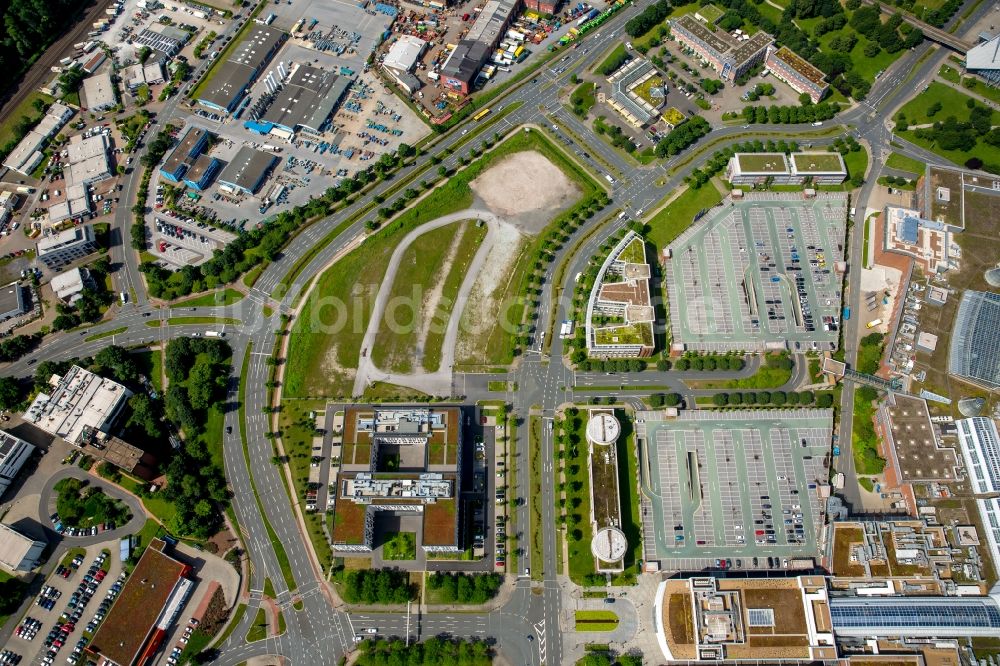 Oberhausen aus der Vogelperspektive: Gebäude des Einkaufszentrums CentrO Oberhausen und Freizeitzentrum in Oberhausen, Nordrhein-Westfalen