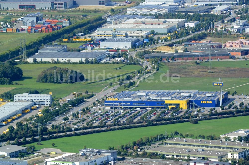 Luftbild Gersthofen - Gebäude des Einrichtungshaus - Möbelmarkt der IKEA Einrichtungshaus Augsburg in Gersthofen im Bundesland Bayern