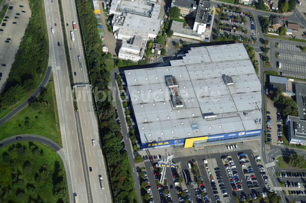 Luftbild Burgwedel - Gebäude des Einrichtungshaus - Möbelmarkt des IKEA Einrichtungshaus Hannover-Großburgwedel in Burgwedel im Bundesland Niedersachsen