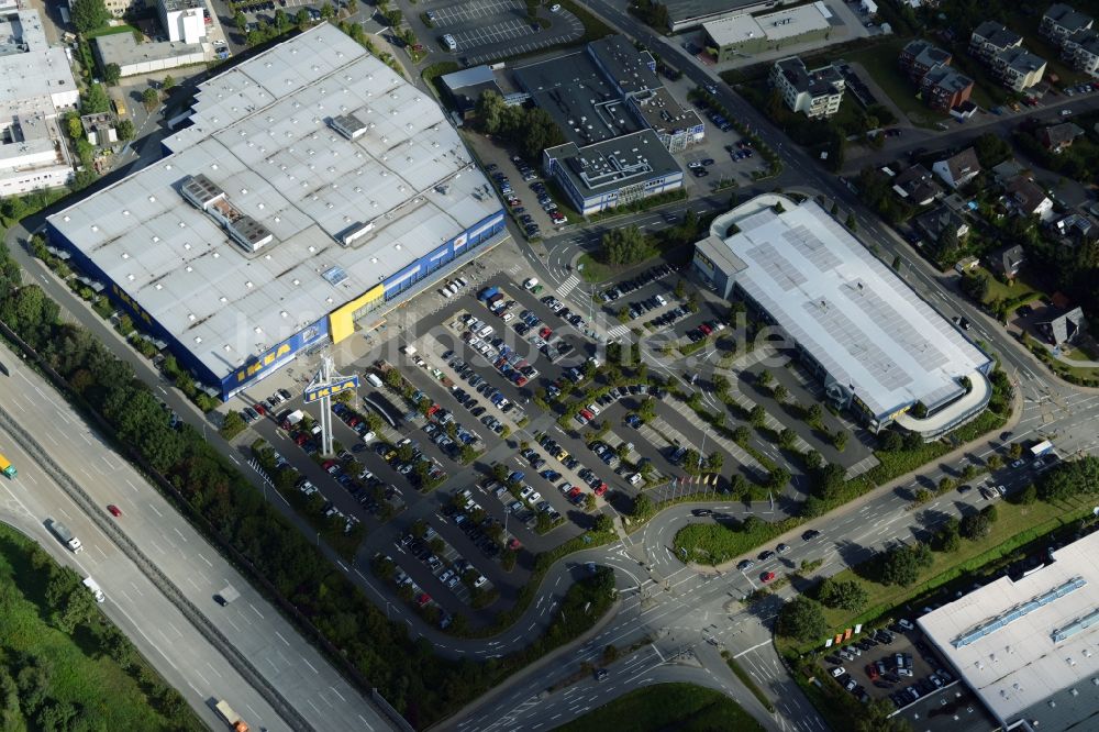 Luftbild Burgwedel - Gebäude des Einrichtungshaus - Möbelmarkt des IKEA Einrichtungshaus Hannover-Großburgwedel in Burgwedel im Bundesland Niedersachsen