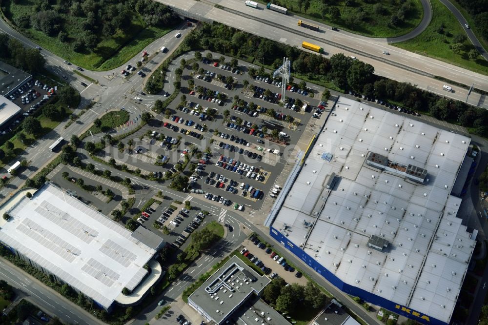 Luftbild Burgwedel - Gebäude des Einrichtungshaus - Möbelmarkt des IKEA Einrichtungshaus Hannover-Großburgwedel in Burgwedel im Bundesland Niedersachsen