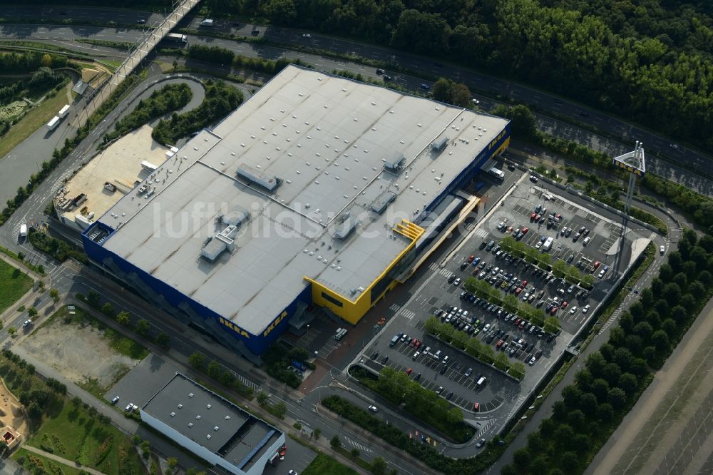 Luftaufnahme Hannover - Gebäude des Einrichtungshaus - Möbelmarkt des IKEA Einrichtungshaus in Hannover im Bundesland Niedersachsen