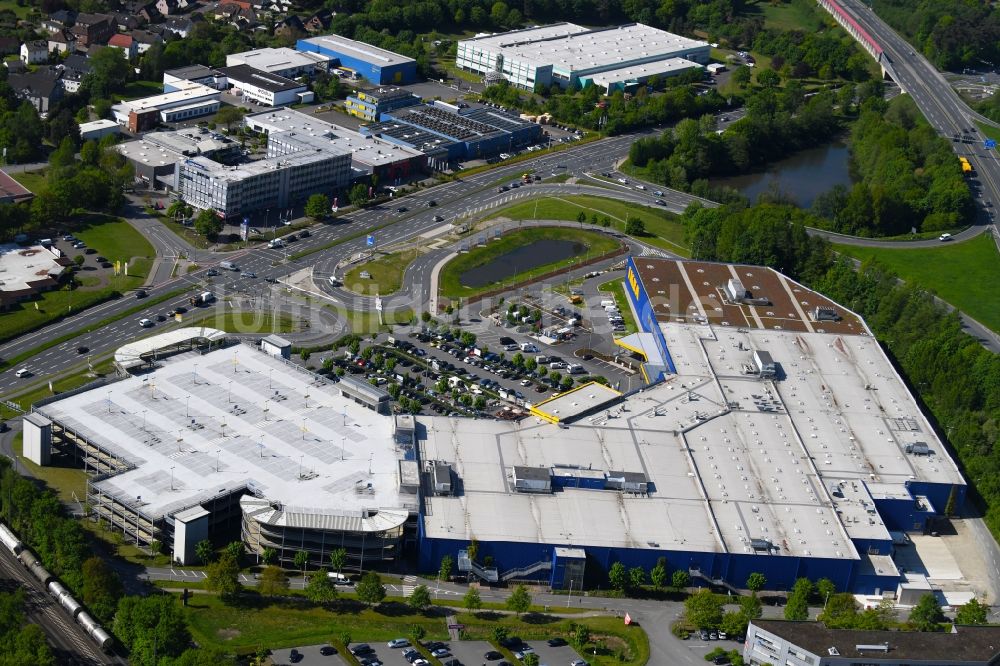 Bielefeld von oben - Gebäude des Einrichtungshaus - Möbelmarkt der IKEA furniture and interior Bielefeld am Südring im Ortsteil Brackwede in Bielefeld im Bundesland Nordrhein-Westfalen, Deutschland