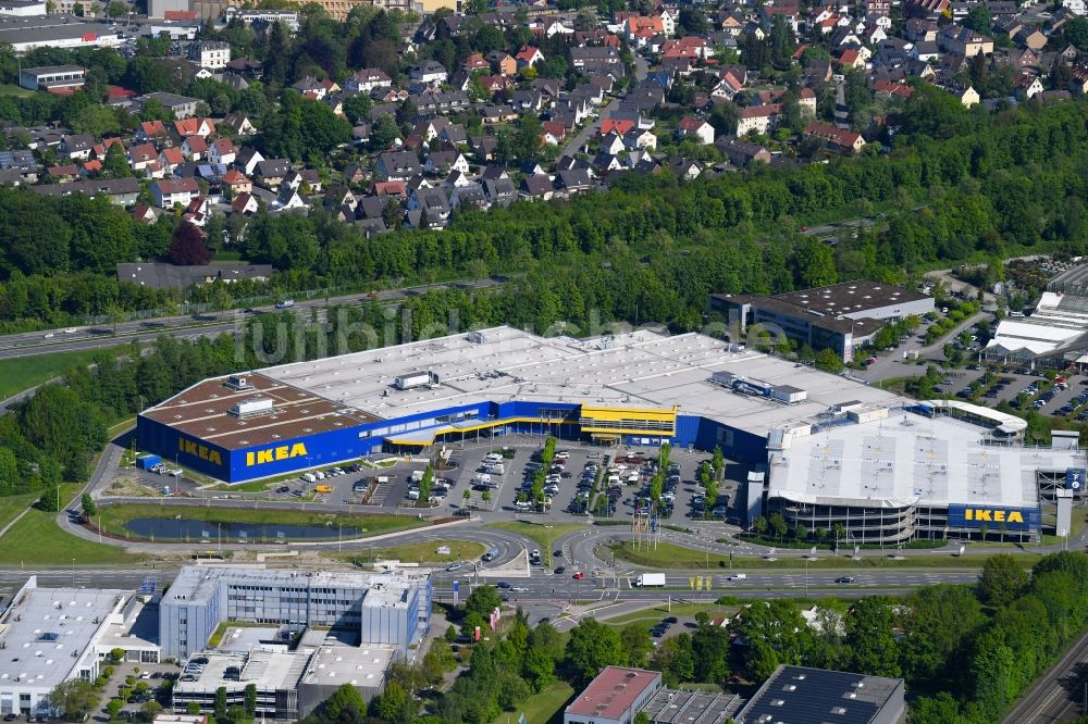 Luftaufnahme Bielefeld - Gebäude des Einrichtungshaus - Möbelmarkt der IKEA furniture and interior Bielefeld am Südring im Ortsteil Brackwede in Bielefeld im Bundesland Nordrhein-Westfalen, Deutschland