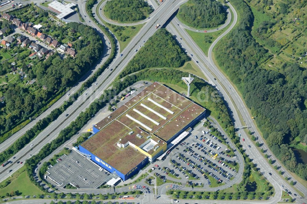 Luftbild Kiel - Gebäude des Einrichtungshaus - Möbelmarkt IKEA in Kiel im Bundesland Schleswig-Holstein