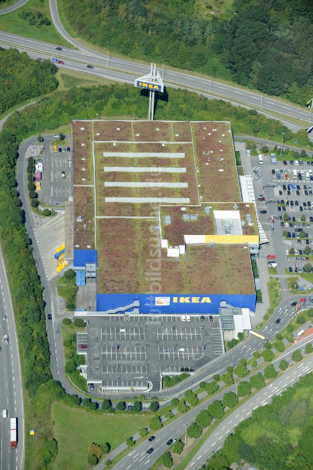 Kiel aus der Vogelperspektive: Gebäude des Einrichtungshaus - Möbelmarkt IKEA in Kiel im Bundesland Schleswig-Holstein