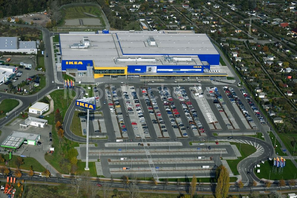 Magdeburg aus der Vogelperspektive: Gebäude des Einrichtungshaus - Möbelmarkt der IKEA Magdeburg an der Ebendorfer Chaussee im Ortsteil Kannenstieg in Magdeburg im Bundesland Sachsen-Anhalt, Deutschland