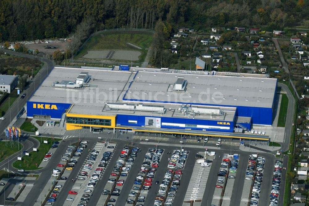 Luftaufnahme Magdeburg - Gebäude des Einrichtungshaus - Möbelmarkt der IKEA Magdeburg an der Ebendorfer Chaussee im Ortsteil Kannenstieg in Magdeburg im Bundesland Sachsen-Anhalt, Deutschland