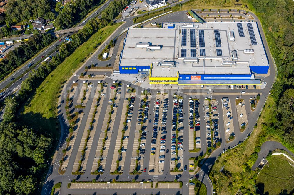 Luftbild Wuppertal - Gebäude des Einrichtungshaus - Möbelmarkt der IKEA Möbel & Einrichtungshaus Wuppertal an der Schmiedestraße im Ortsteil Oberbarmen in Wuppertal im Bundesland Nordrhein-Westfalen - NRW, Deutschland