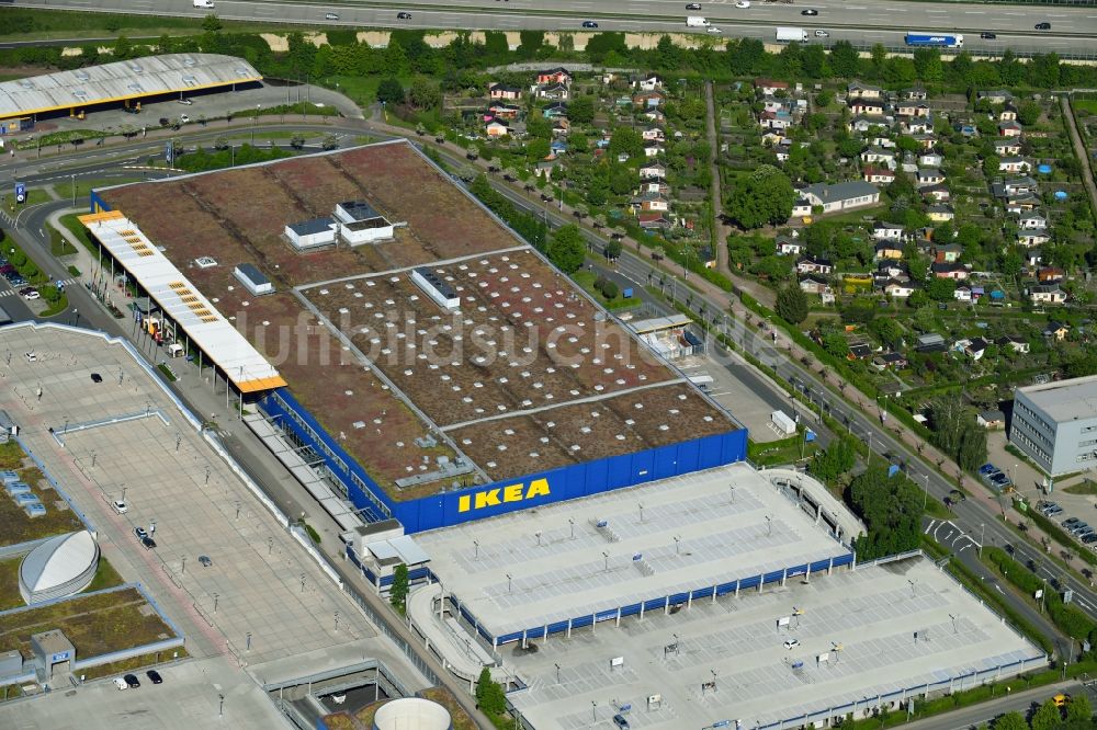 Luftbild Dresden - Gebäude des Einrichtungshaus - Möbelmarkt IKEA an der Peschelstraße im Ortsteil Kaditz in Dresden im Bundesland Sachsen, Deutschland