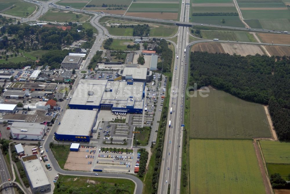 Luftbild Walldorf - Gebäude des Einrichtungshaus - Möbelmarkt IKEA in Walldorf im Bundesland Baden-Württemberg, Deutschland