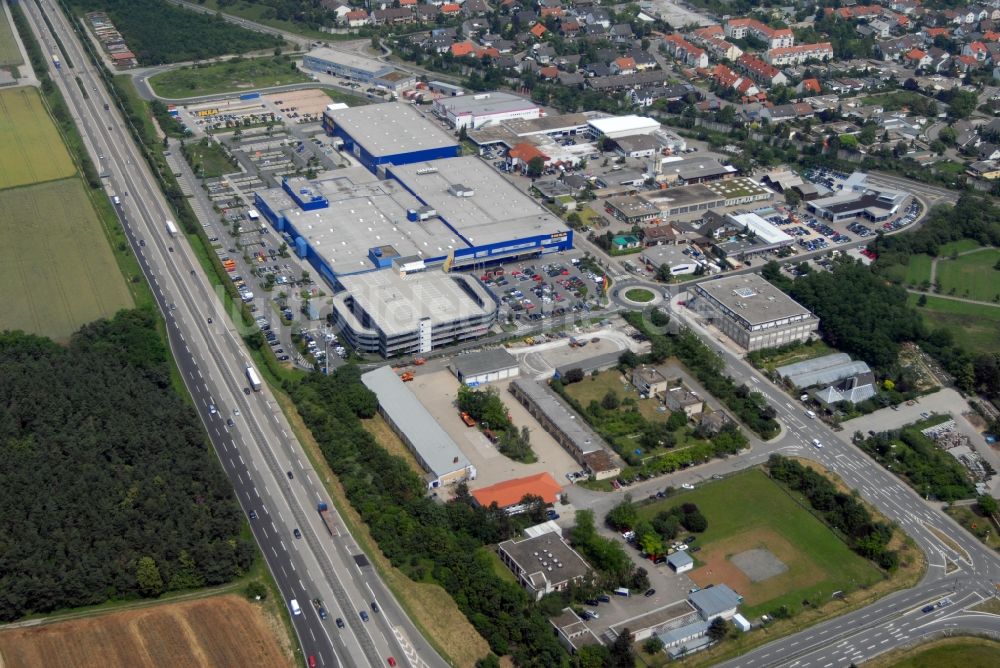 Luftaufnahme Walldorf - Gebäude des Einrichtungshaus - Möbelmarkt IKEA in Walldorf im Bundesland Baden-Württemberg, Deutschland