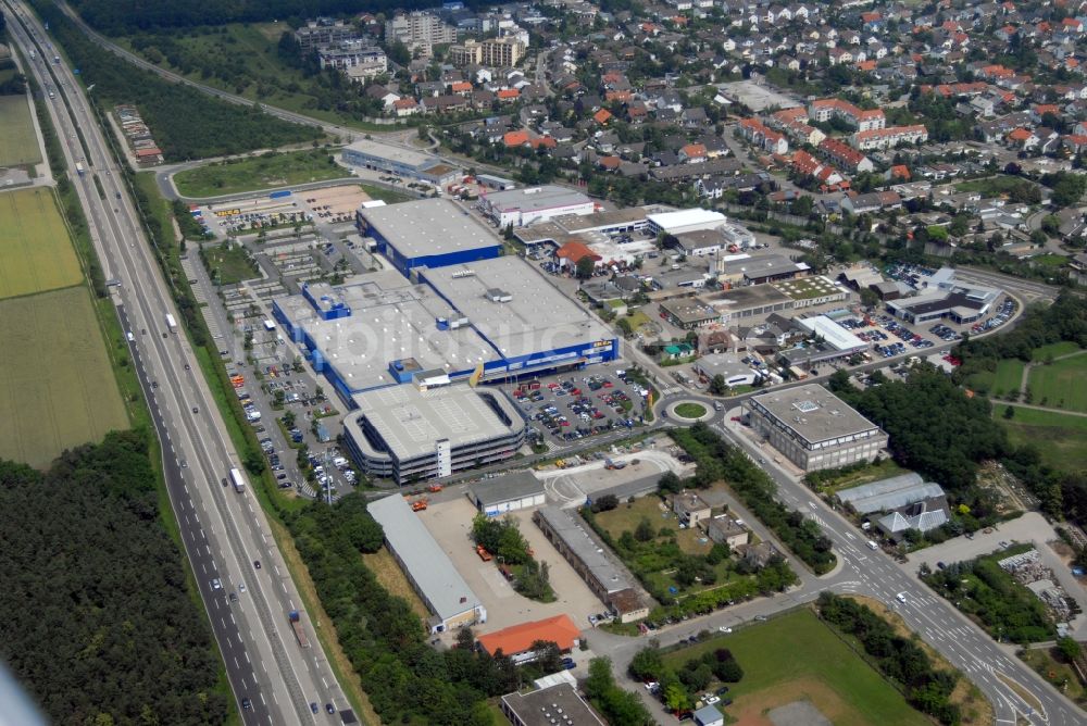 Walldorf von oben - Gebäude des Einrichtungshaus - Möbelmarkt IKEA in Walldorf im Bundesland Baden-Württemberg, Deutschland