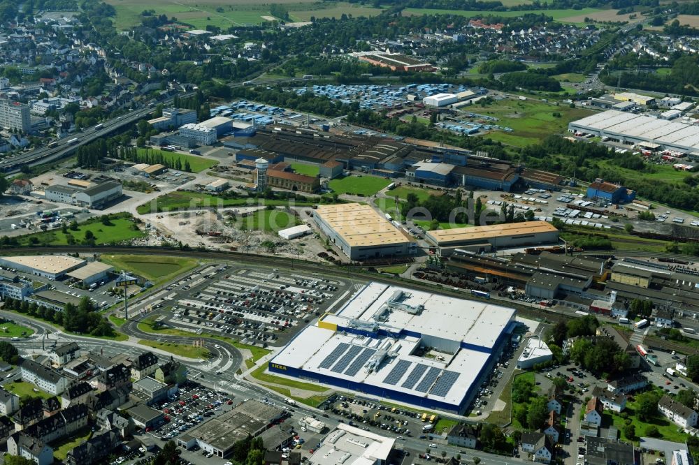 Wetzlar von oben - Gebäude des Einrichtungshaus - Möbelmarkt der IKEA Wetzlar an der Hermannsteiner Straße in Wetzlar im Bundesland Hessen, Deutschland