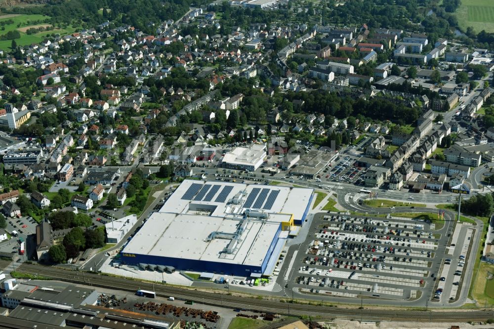 Wetzlar von oben - Gebäude des Einrichtungshaus - Möbelmarkt der IKEA Wetzlar an der Hermannsteiner Straße in Wetzlar im Bundesland Hessen, Deutschland