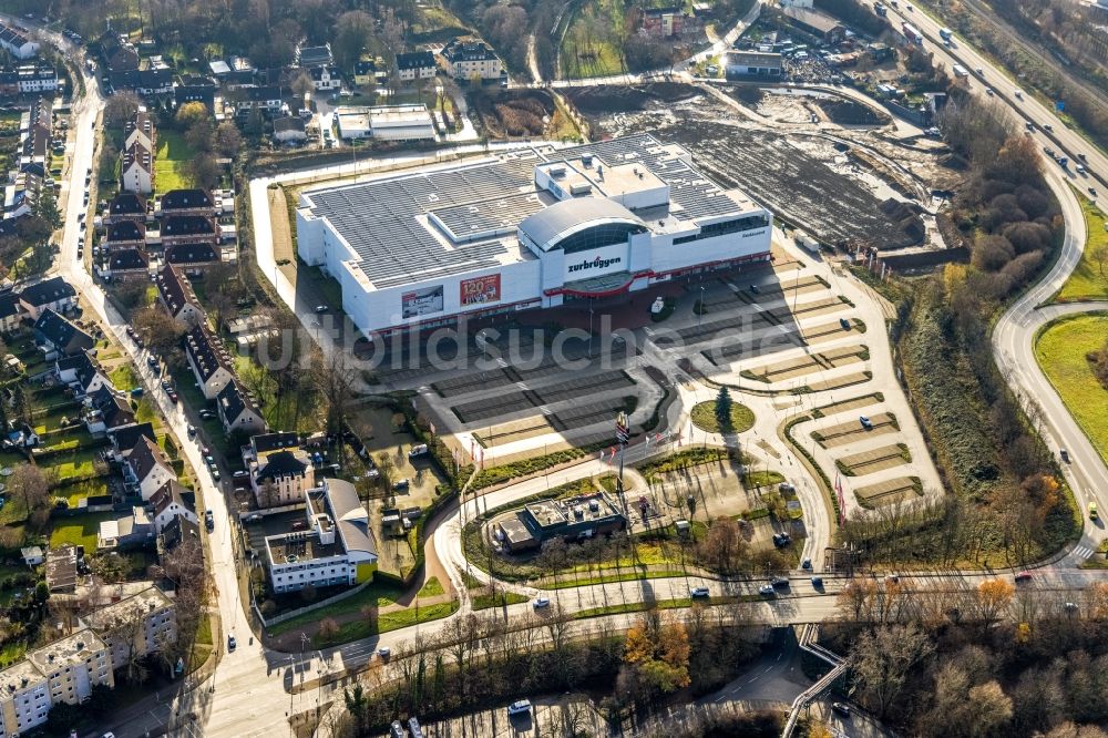 Luftaufnahme Herne - Gebäude des Einrichtungshaus - Möbelmarkt Zurbrüggen Wohn-Zentrum in Herne im Bundesland Nordrhein-Westfalen, Deutschland