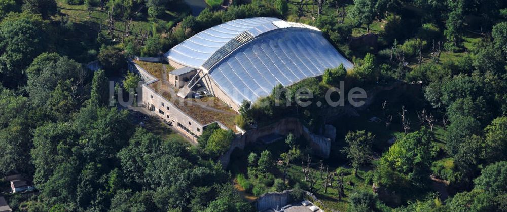 Luftbild Leipzig - Gebäude der einzigartigen Menschenaffenanlage Pongoland im Zoo Leipzig