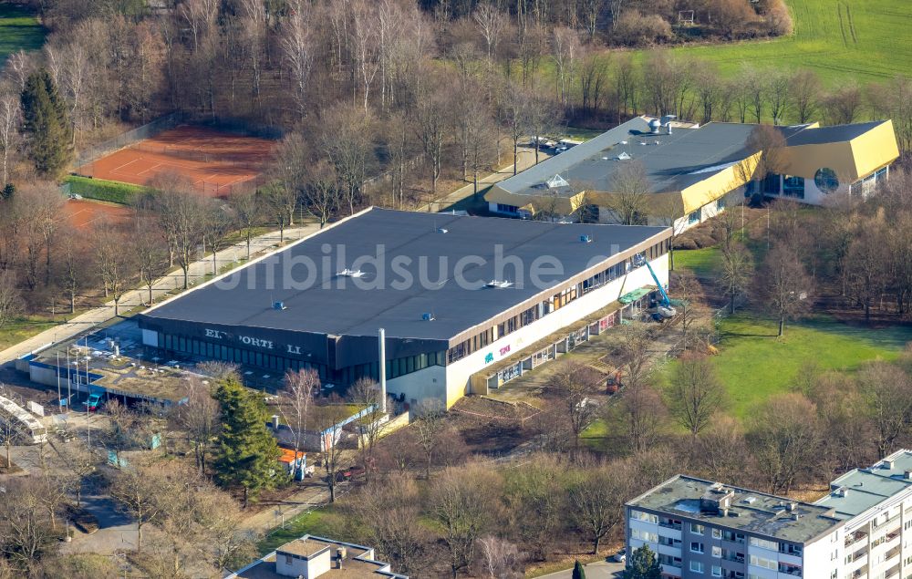 Luftaufnahme Unna - Gebäude der Eissporthalle in Unna im Bundesland Nordrhein-Westfalen, Deutschland