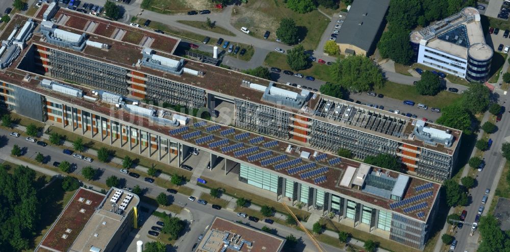 Berlin Adlershof von oben - Gebäude des Ferdinand-Braun-Institut im Gewerbegebiet WISTA in Berlin Adlershof