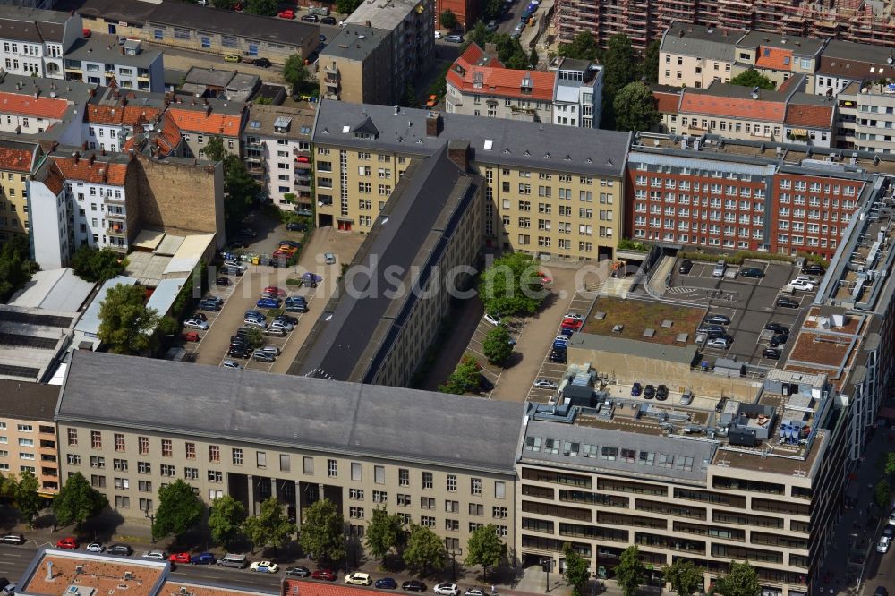 Berlin aus der Vogelperspektive: Gebäude des Finanzamt Berlin Charlottenburg - Wilmersdorf an der Bismarckstraße in Berlin