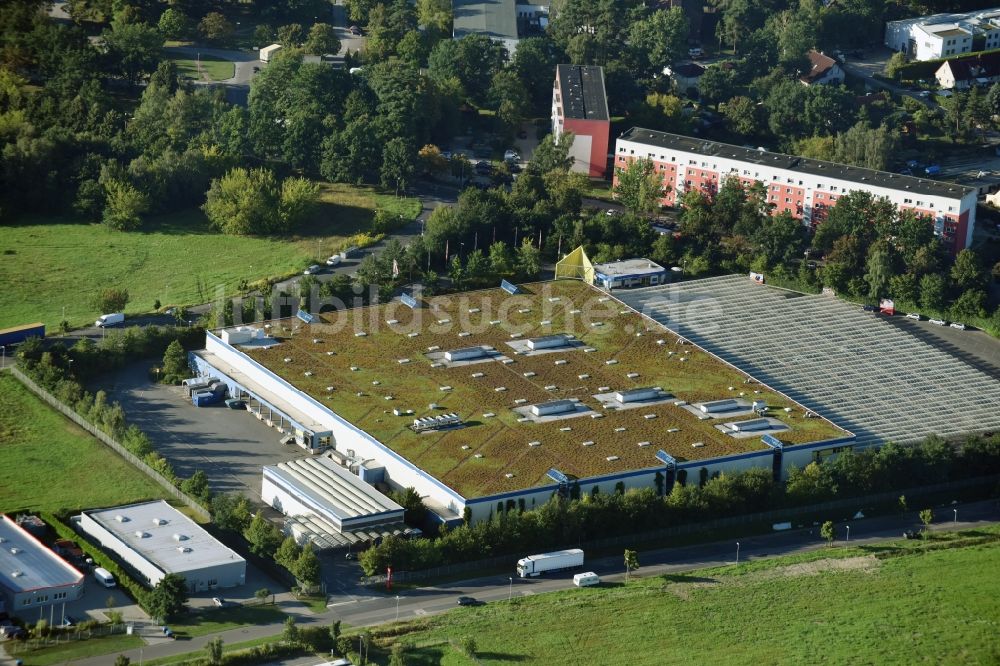 Stahnsdorf von oben - Gebäude des Großhandelszentrums und Supermarktes SELGROS mit SELGROS Cash&Carry in Stahnsdorf im Bundesland Brandenburg