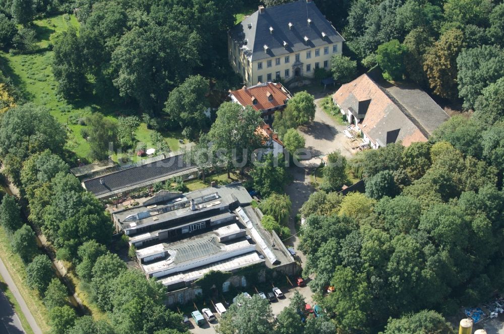 Luftaufnahme Köln - Gebäude des Gutshauses im Ortsteil Marsdorf in Köln im Bundesland Nordrhein-Westfalen, Deutschland