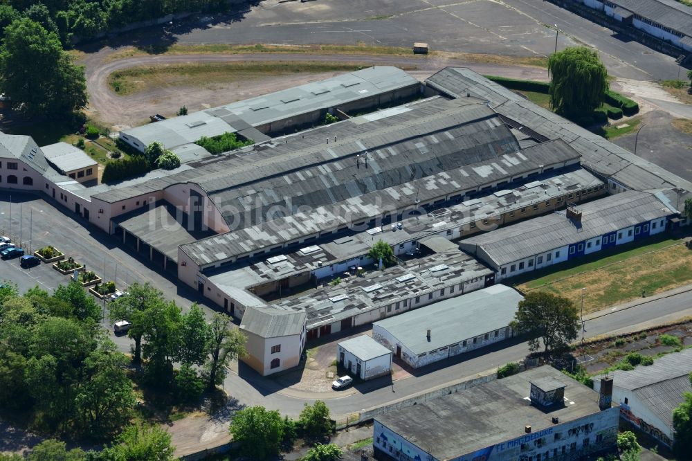 Luftbild Magdeburg - Gebäude der Hermann-Gieseler-Sporthalle im Süden des Stadtteils Stadtfeld Ost in Magdeburg im Bundesland Sachsen-Anhalt