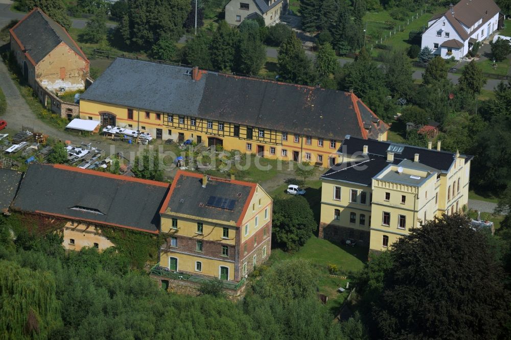 Luftaufnahme Altenhain - Gebäude und Hof des Schloß Schloss Altenhain in Altenhain im Bundesland Sachsen