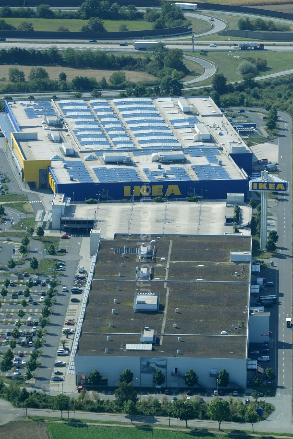 Mannheim aus der Vogelperspektive: Gebäude des IKEA Einrichtungshaus Mannheim in Mannheim im Bundesland Baden-Württemberg