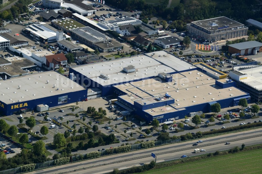 Walldorf von oben - Gebäude des IKEA Einrichtungshaus in Walldorf im Bundesland Baden-Württemberg