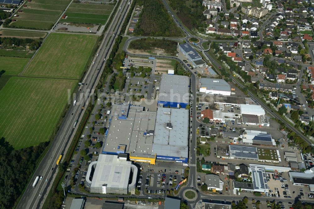 Walldorf von oben - Gebäude des IKEA Einrichtungshaus in Walldorf im Bundesland Baden-Württemberg