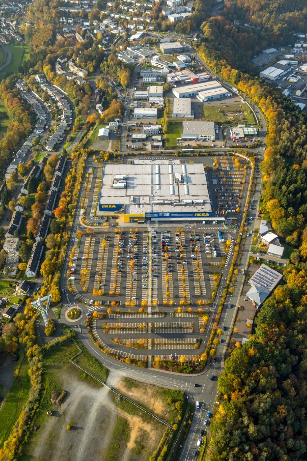 Luftaufnahme Siegen - Gebäude des IKEA -Möbelhaus in Siegen im Bundesland Nordrhein-Westfalen