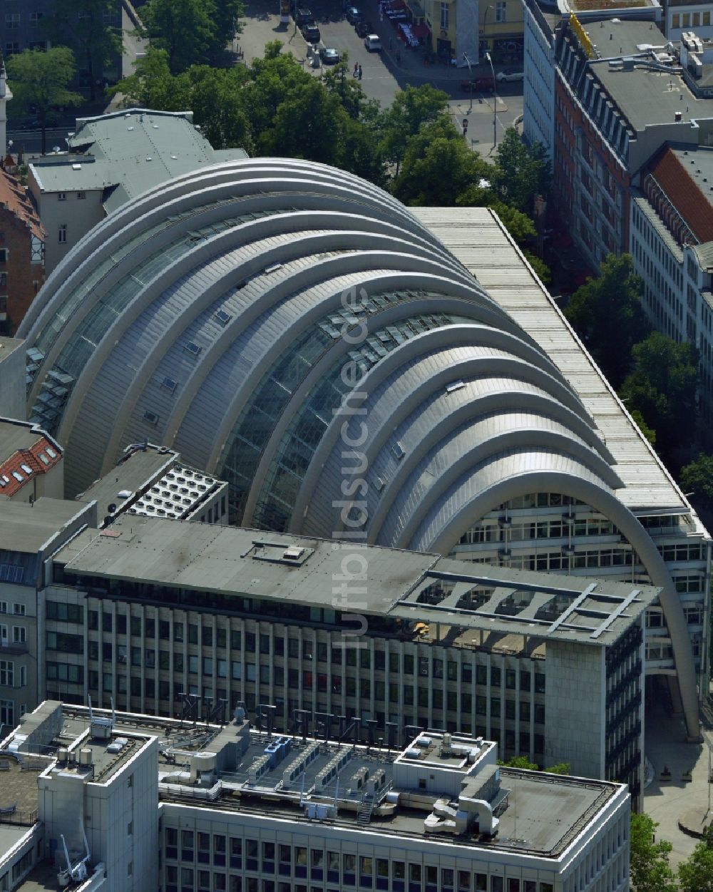 Berlin von oben - Gebäude der Industrie- und Handelskammer IHK an der Fasanenstraße in Berlin