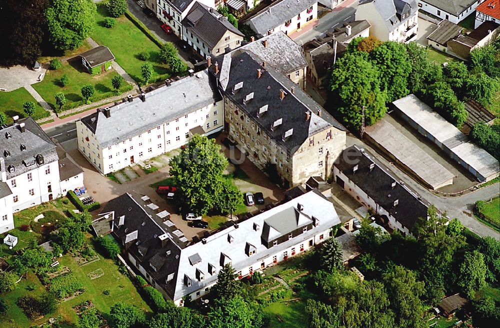 Ebersdorf aus der Vogelperspektive: Gebäude des Kinder- und Jugendheimes Rüstzeitenheim Sonnenschein in Ebersdorf im Bundesland Thüringen, Deutschland