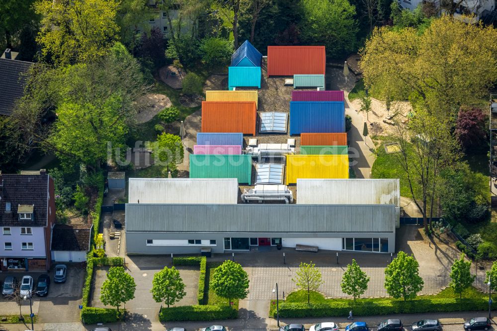 Essen aus der Vogelperspektive: Gebäude der KITA Kindertagesstätte - Kindergarten St. Ludgerus in Essen-Rüttenscheid im Bundesland Nordrhein-Westfalen