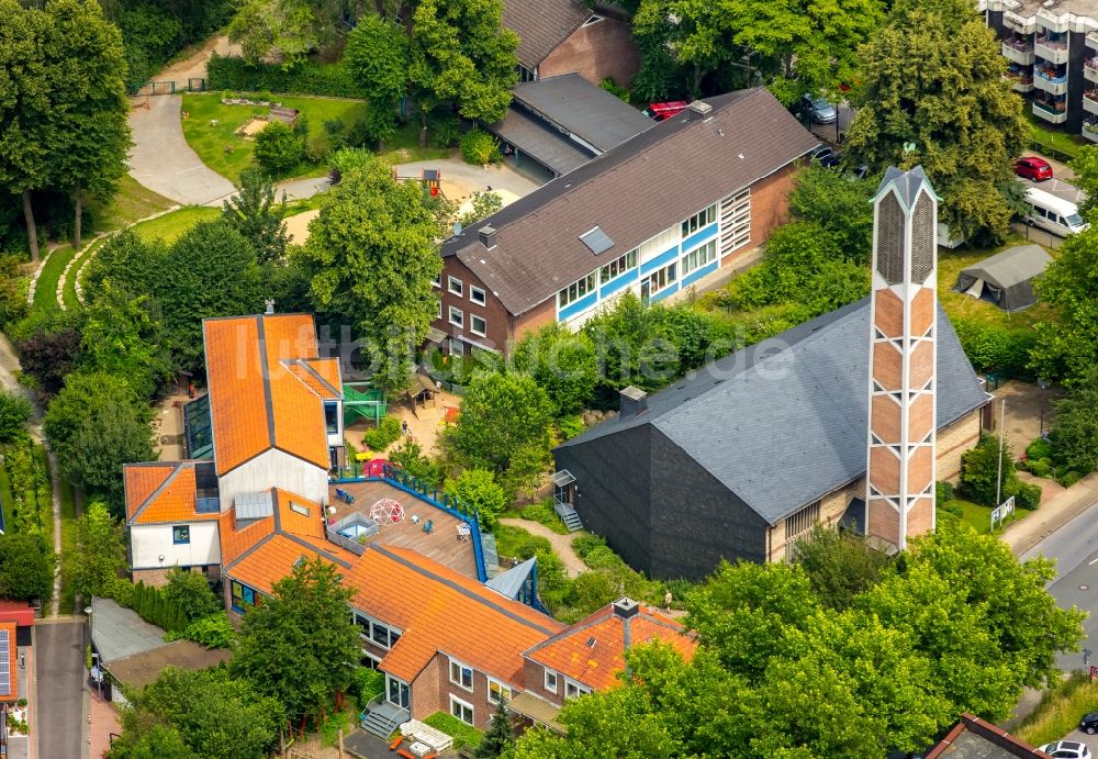 Luftaufnahme Heiligenhaus - Gebäude der KITA Kindertagesstätte - Kindergarten Steppkeshaus in Heiligenhaus im Bundesland Nordrhein-Westfalen