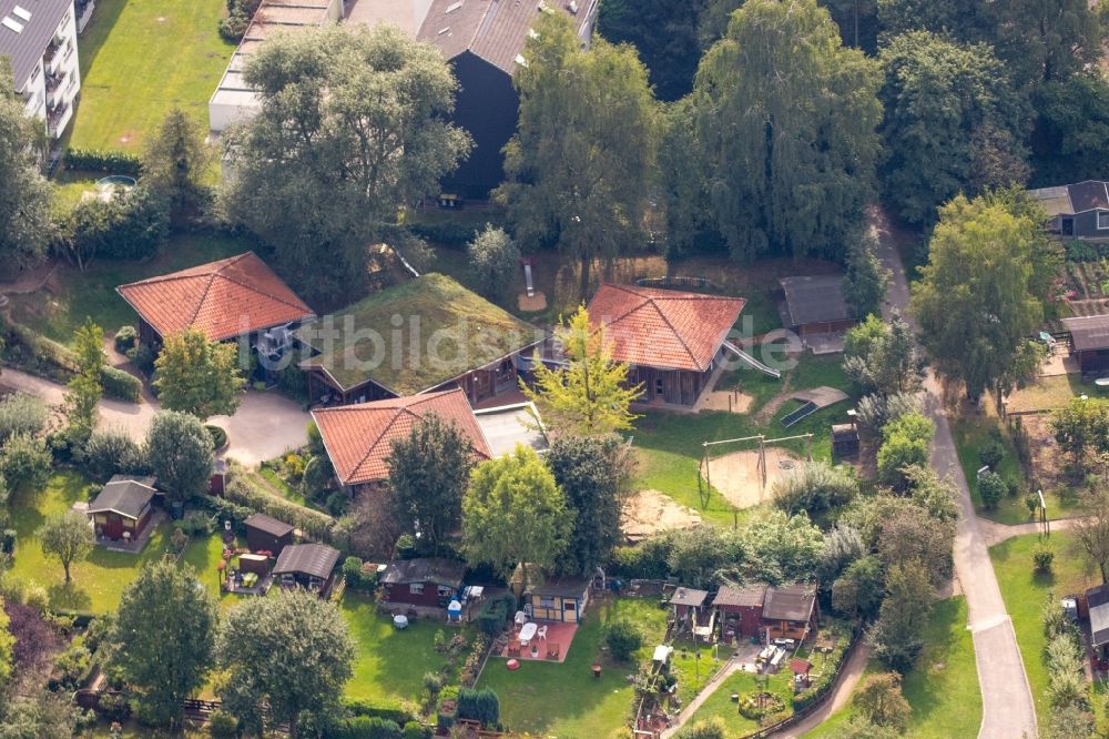 Gladbeck aus der Vogelperspektive: Gebäude der KITA Kindertagesstätte - Kindergartendes des städtischen Naturkindergartens in Gladbeck im Bundesland Nordrhein-Westfalen