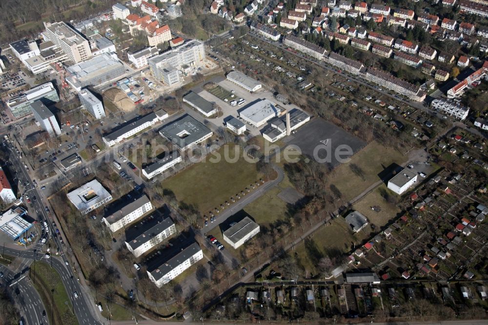 Mainz von oben - Gebäude- Komplex der General-Feldzeugmeister-Kaserne ( GFZ ) der Bundeswehr in Mainz im Bundesland Rheinland-Pfalz