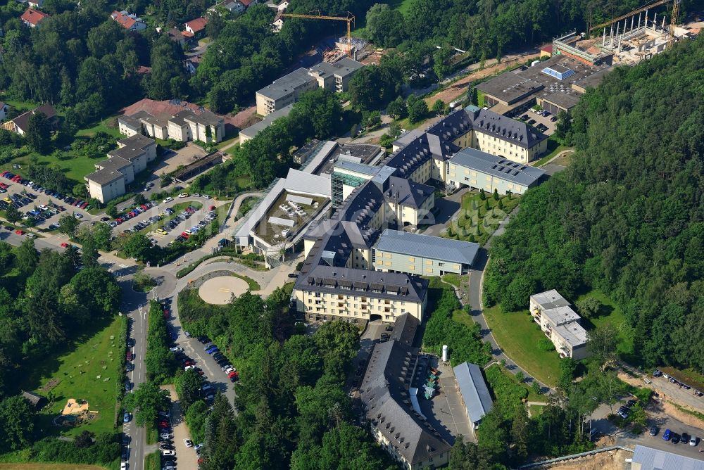 Bayreuth von oben - Gebäude Komplex der Klinik Hohe Warte der Klinikum Bayreuth GmbH in Bayreuth im Bundesland Bayern