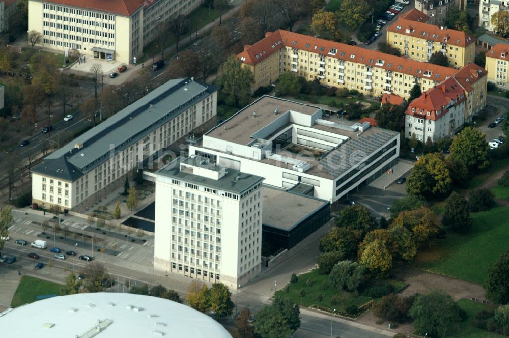 Luftbild Erfurt - Gebäude Komplex des Thüringer Landtag , dem Sitz des Landes- Parlamentes in der Landeshauptstadt Erfurt im Bundesland Thüringen