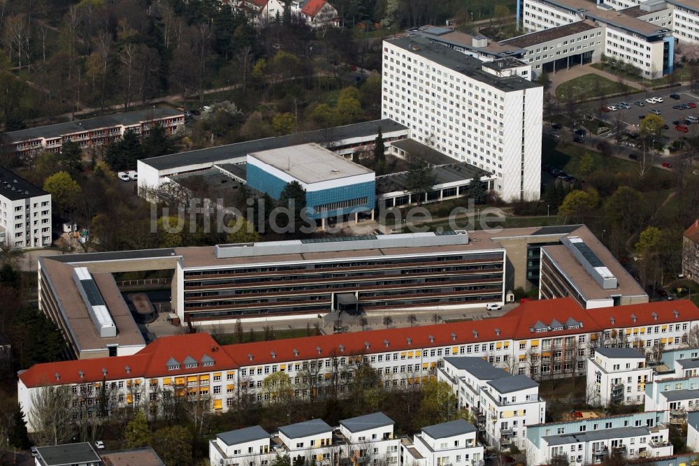 Luftbild Erfurt - Gebäude- Komplex des Thüringer Ministerium für Soziales, Familie und Gesundheit in der Werner-Seelenbinder-Strasse in Erfurt im Bundesland Thüringen