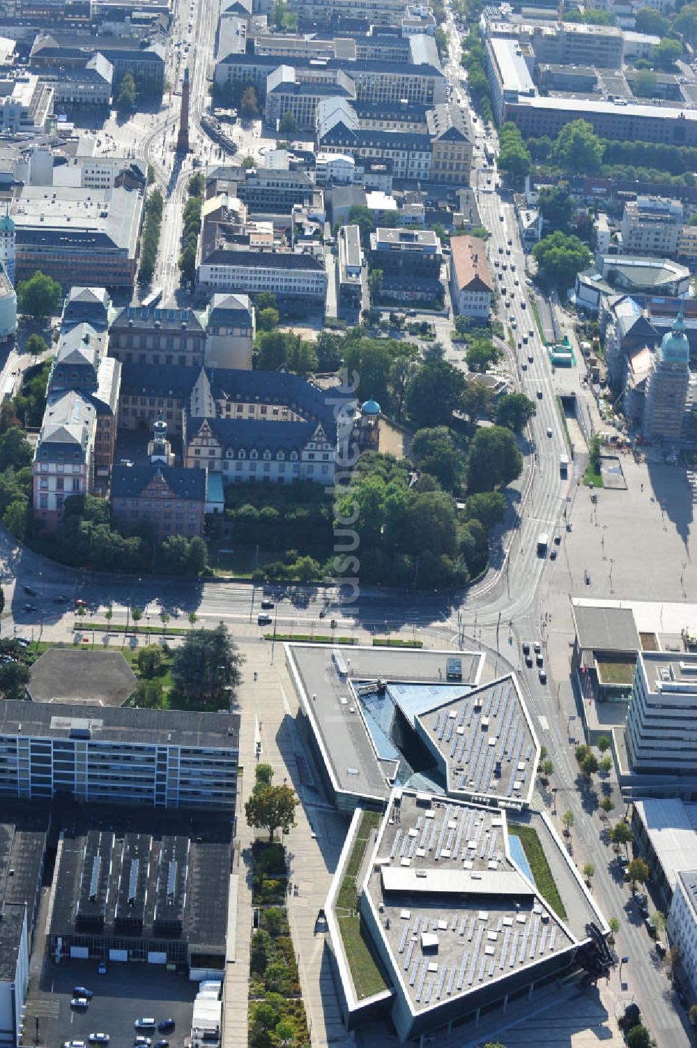 Luftbild Darmstadt - Gebäude des Kongreßzentrum Darmstadtium in Darmstadt