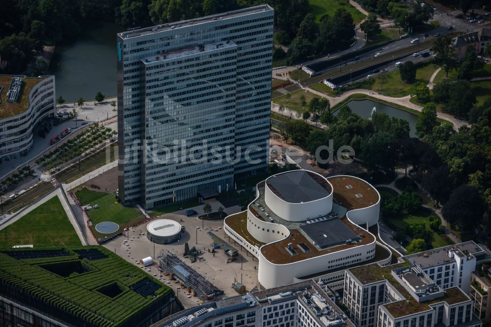 Luftaufnahme Düsseldorf - Gebäude des Konzerthauses und Theater- Schauspielhauses in Düsseldorf im Bundesland Nordrhein-Westfalen, Deutschland