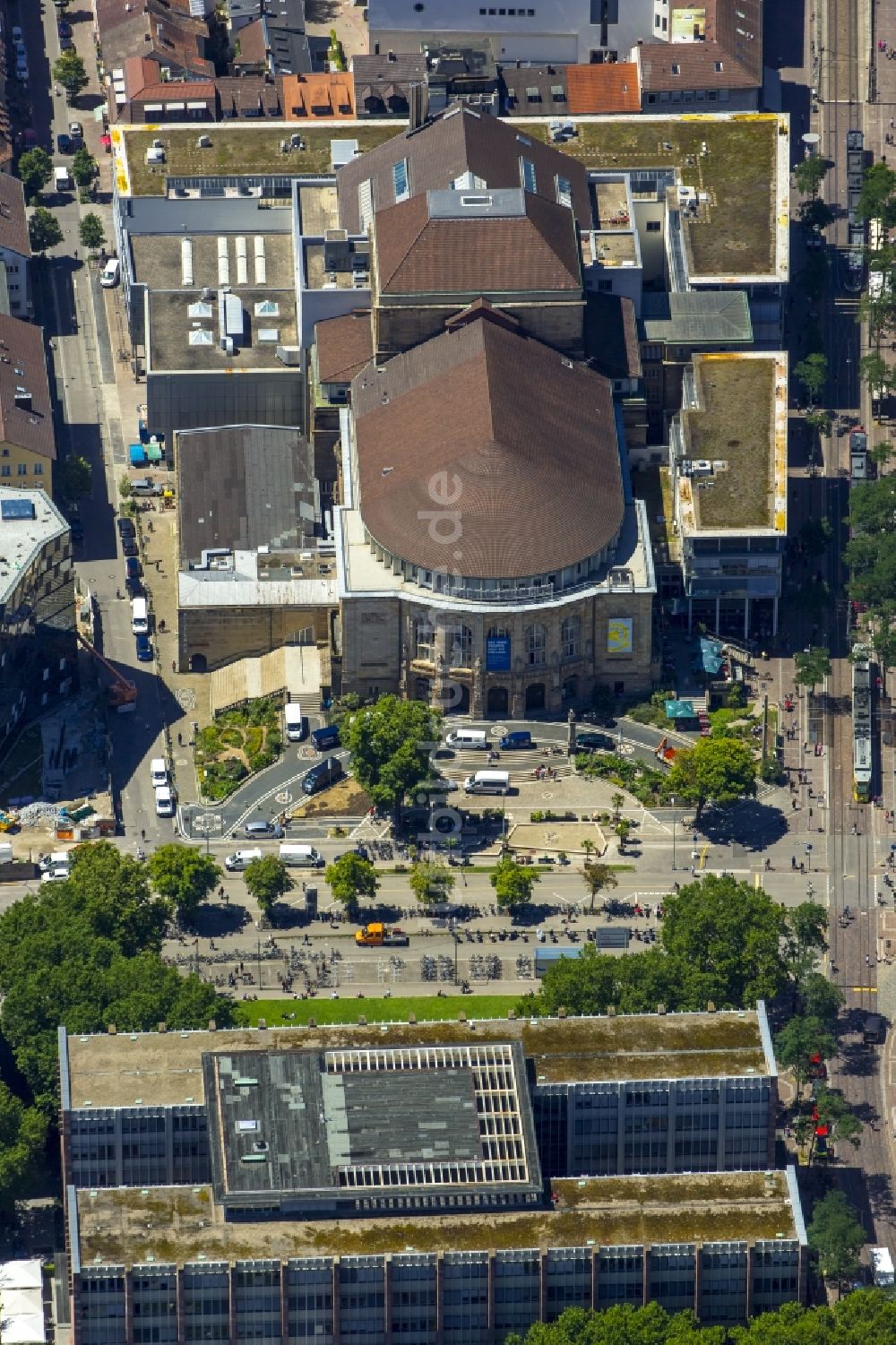 Freiburg im Breisgau aus der Vogelperspektive: Gebäude des Konzerthauses und Theater- Schauspielhauses in Freiburg im Breisgau im Bundesland Baden-Württemberg