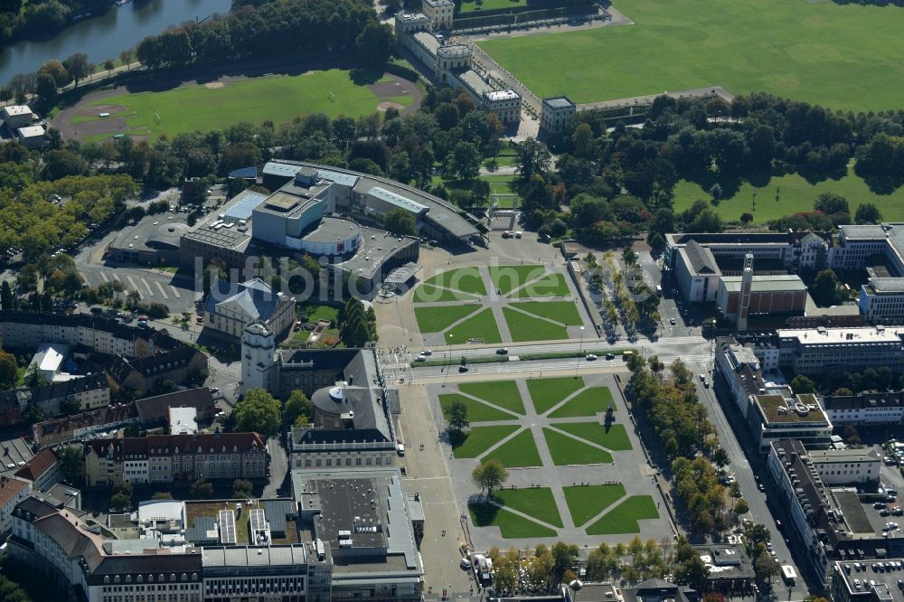 Luftbild Kassel - Gebäude des Konzerthauses und Theater- Schauspielhauses in Kassel im Bundesland Hessen