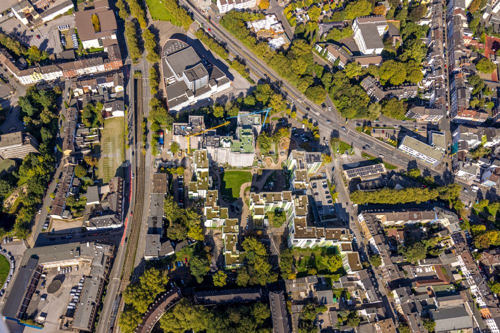 Luftaufnahme Duisburg - Gebäude des Konzerthauses und Theater- Schauspielhauses im Ortsteil Dellviertel in Duisburg im Bundesland Nordrhein-Westfalen, Deutschland