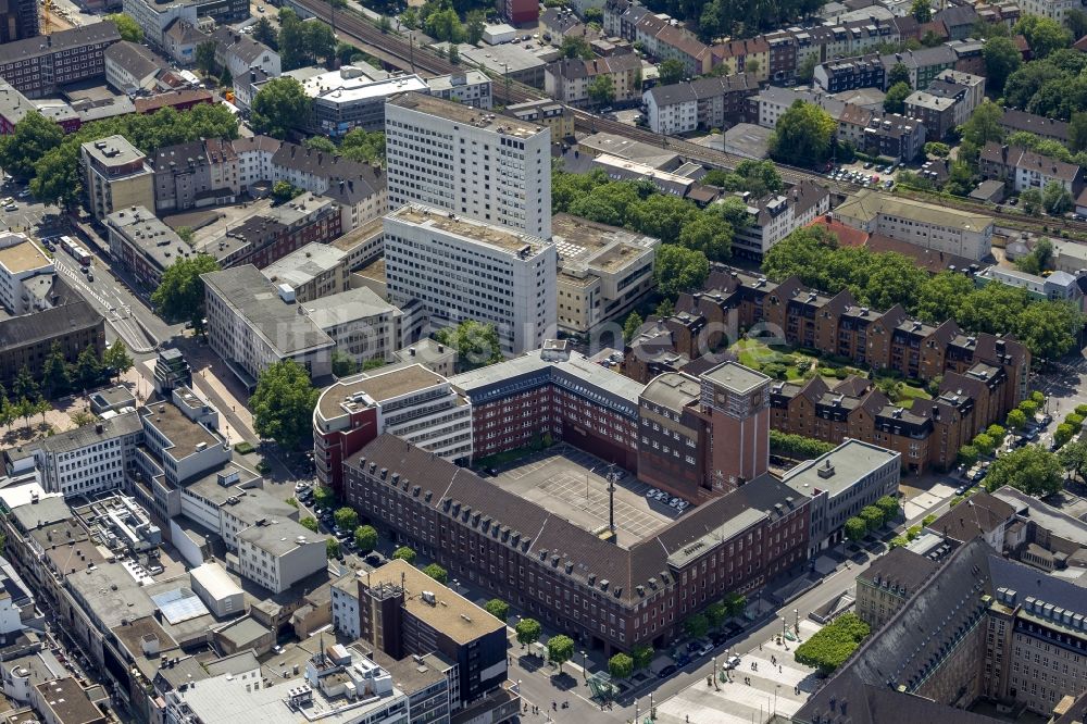 Bochum aus der Vogelperspektive: Gebäude des Landgericht Bochum, Amtsgericht Bochum und der Staatsanwaltschaft an der Viktoriastraße in Bochum in Nordrhein-Westfalen